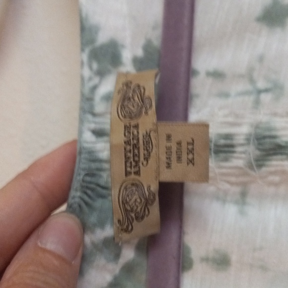 Vintage America green/white  tie dye blouse, size XXL,  Vneck,embroider detail - Picture 5 of 7